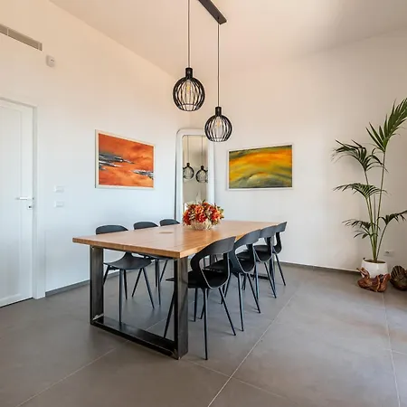 Con Accesso Al Mare E Vista Mozzafiato