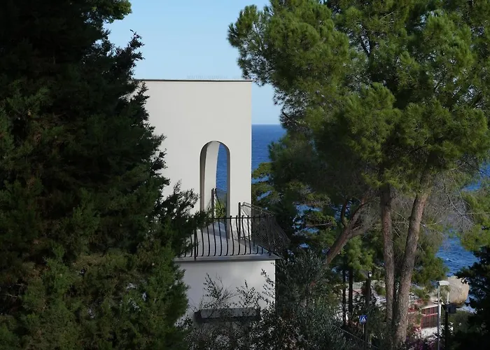 Villa Con Accesso Al Mare E Vista Mozzafiato Palermo