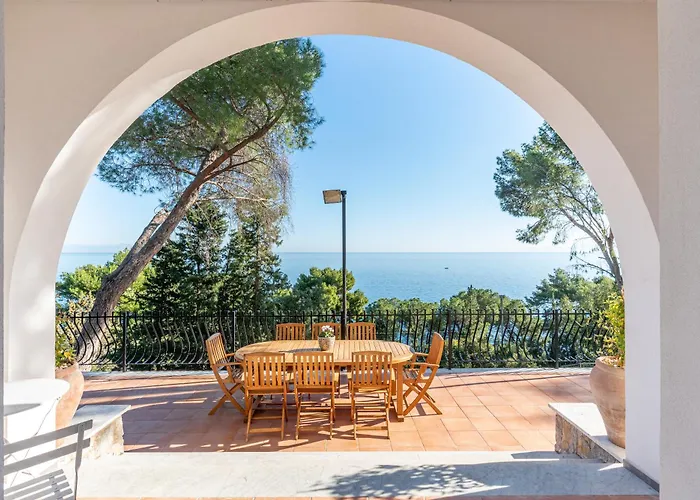 Villa Con Accesso Al Mare E Vista Mozzafiato Palermo